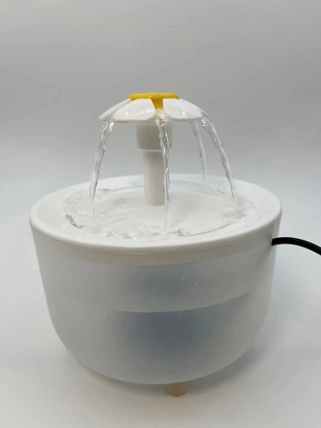 Fuente de Agua Automática para Mascotas con Filtro USB 1200ml – Silenciosa para Gatos y Perros