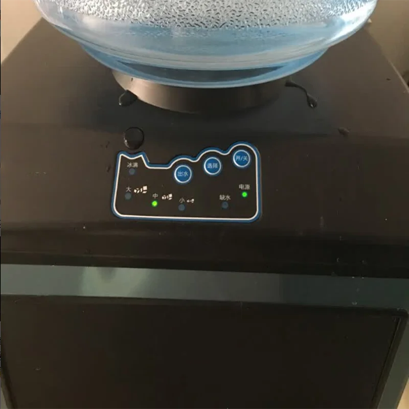Máquina de Hielo de Acero Inoxidable para Mesada – Compacta para Bebidas y Uso Doméstico